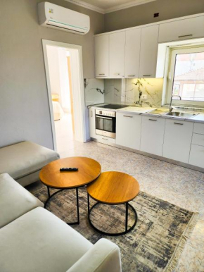 Apartment Sweet 2